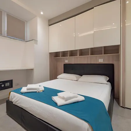 Xenia - Elegant Three-room In Moscova Area דירה *