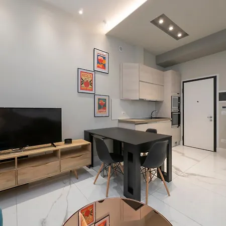 Apartamento Xenia - Elegant Three-room In Moscova Area